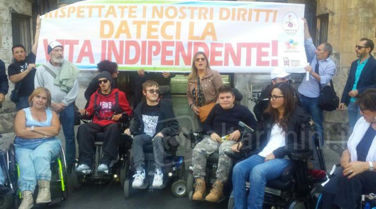 Santarcangelo: l'appello di Andrea, disabile e senza lavoro. 'la regione ignora importanti contributi' -