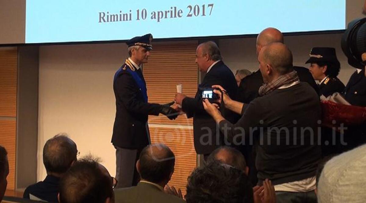 Record di encomi e lodi: ecco tutti i premiati alla festa della Polizia di Rimini - 