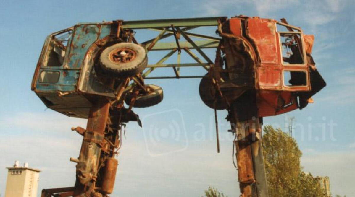 Festa 1 maggio di Santarcangelo torna a 'Mutonia', musica tra le mitiche sculture dei Mutoid - 