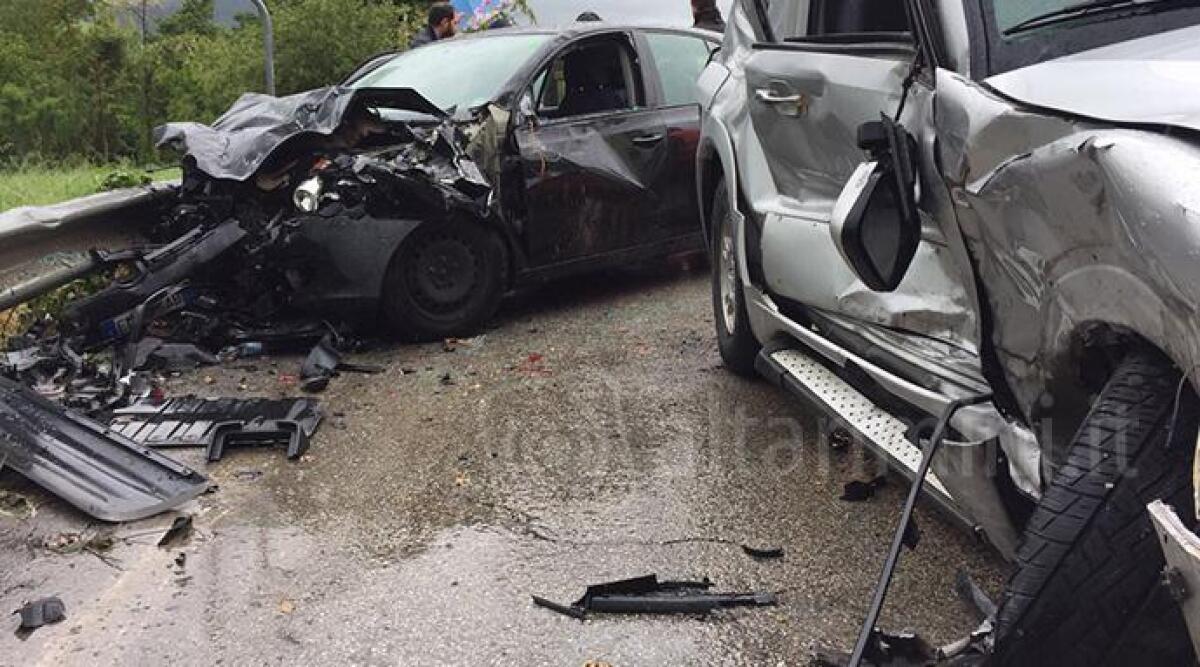 Schianto frontale sulla Marecchiese, tre feriti tra cui una coppia di Pennabilli. Strada chiusa e traffico deviato -