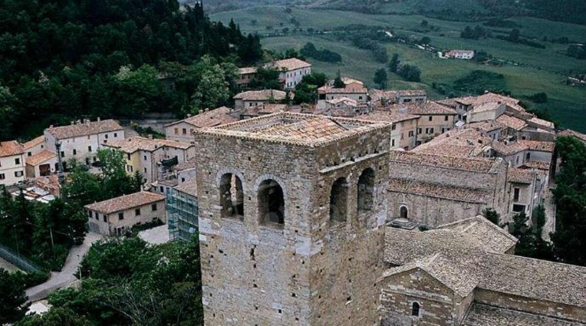 Festa dei piccoli comuni, archeologia protagonista a San Leo: incontri e storie a Palazzo Mediceo - 