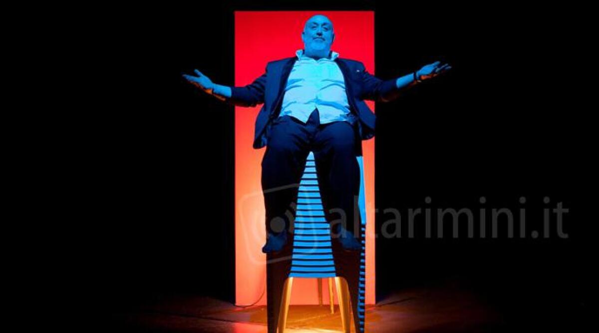 Novafeltria: il dolore e il vuoto del vivere al giorno d'oggi, a teatro 'Crepare di rabbia' -