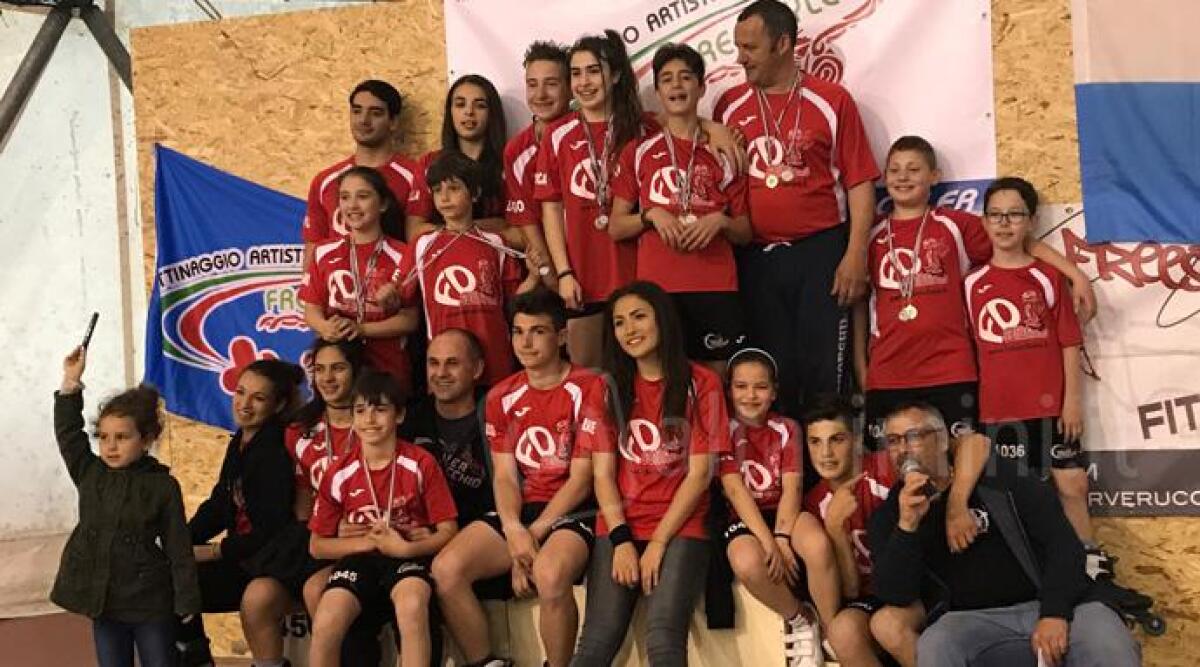 Roller Verucchio sbanca Riccione con 52 medaglie e 27 primi posti. Emil Carlini in nazionale - 