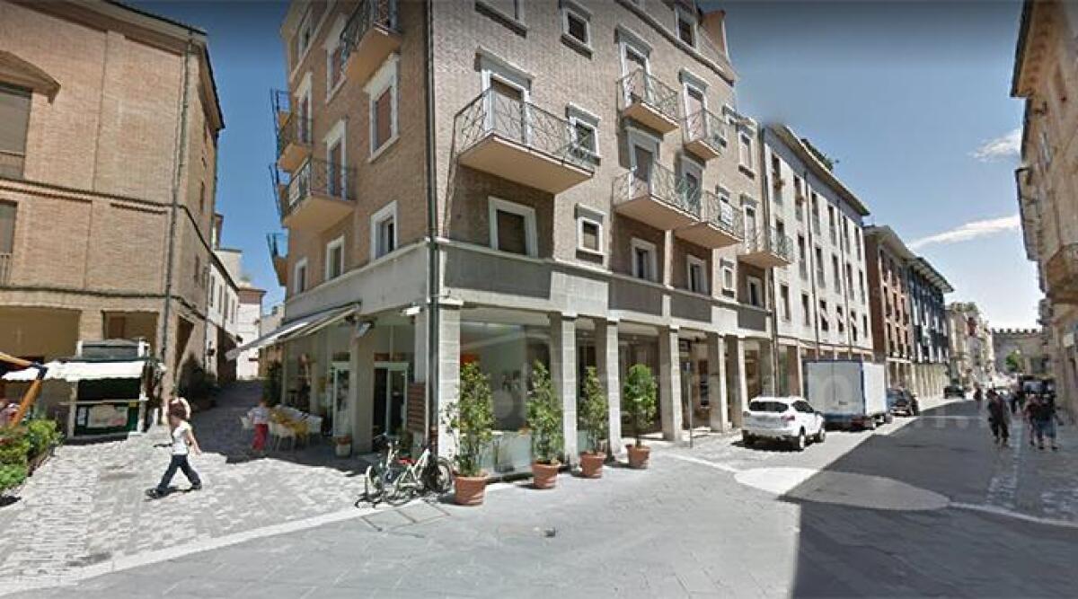 Tiger sbarca a Rimini, brand di design a basso costo. Taglio del nastro in corso d'Augusto nel palazzo della Coin - 