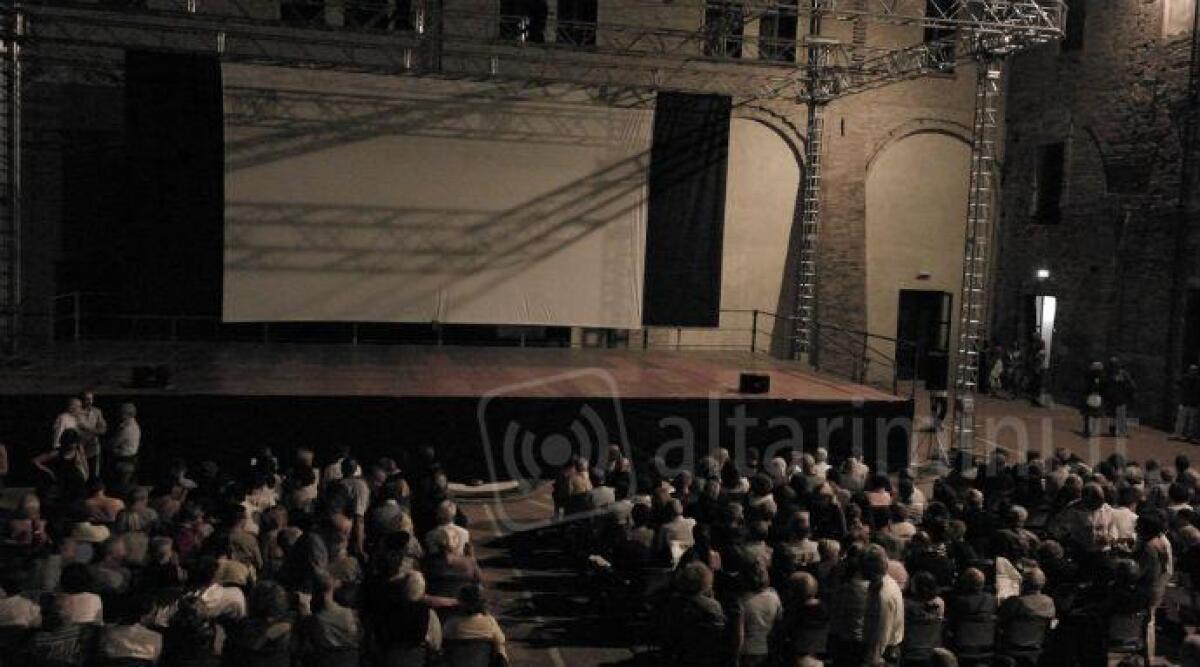 Rimini, &quot;Cinema Grattacielo&quot; in anteprima agli Agostiniani il docufilm di Marco Bertozzi - 