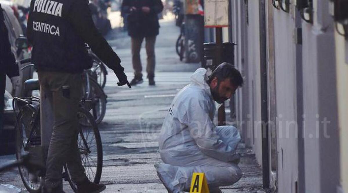 Bomba Firenze: arrestati sei uomini e due donne, tra questi un 30enne di Rimini - 