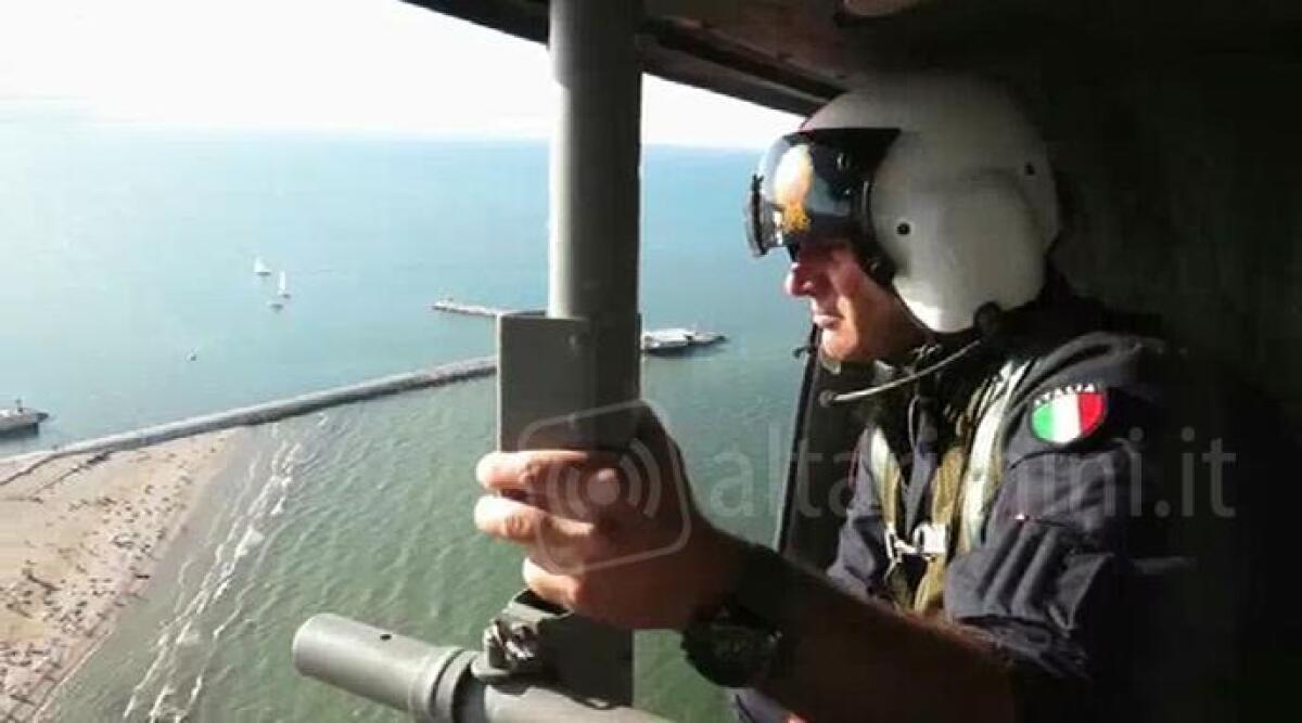 VIDEO: Rimini sorvegliata speciale, controlli della polizia anche con elicottero -