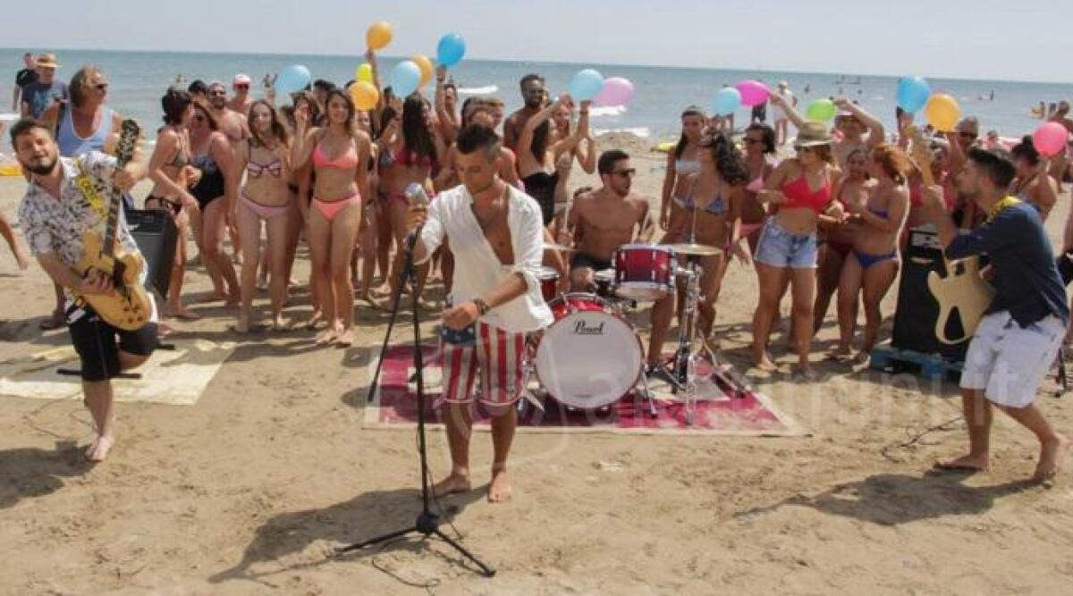 ‘The Alibi’ in concerto il 21 agosto a Rivazzurra: la band presenta il video del singolo ‘Come me’ -