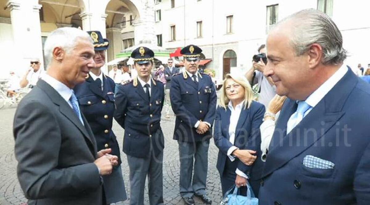 VIDEO: Capo anticrimine e Procuratore della Repubblica sul luogo dello stupro, le congratulazioni agli agenti - 
