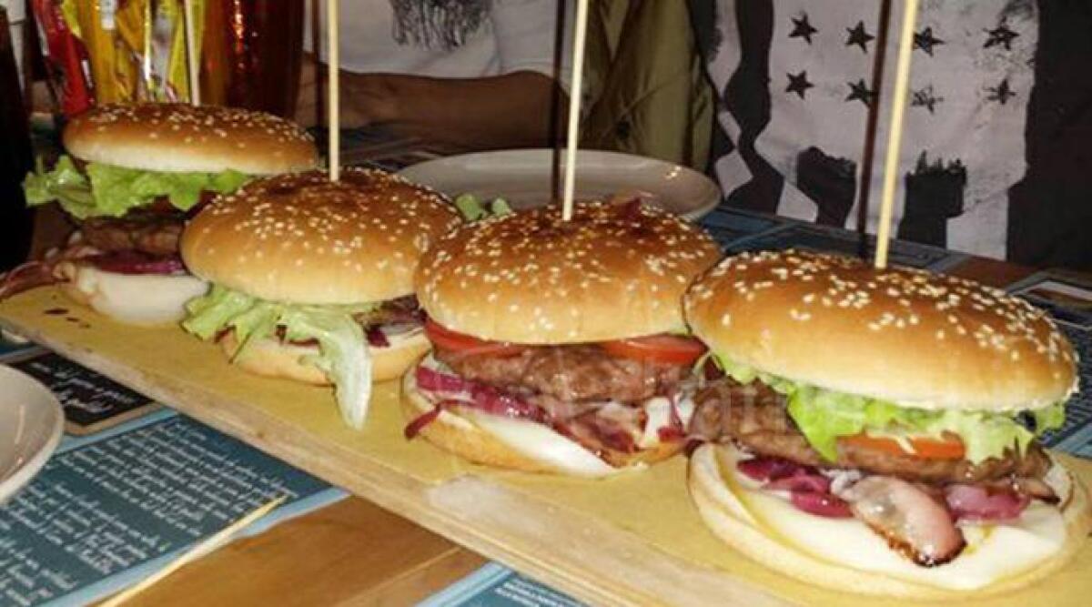 Locale utilizza idea e foto del giroburger del ghetto 46, lo sfogo del titolare: 'pronta la diffida' - 