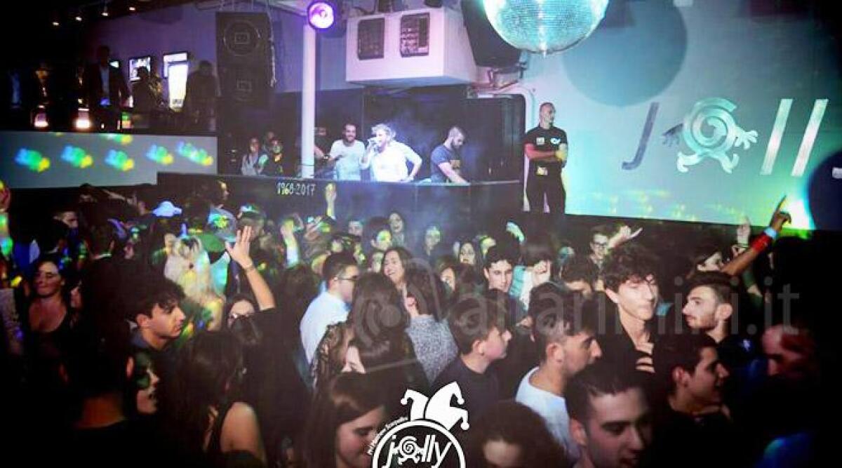 Jolly Disco, torna la festa di Halloween: premio alla maschera pi&ugrave; spaventosa e al gruppo pi&ugrave; numeroso - 