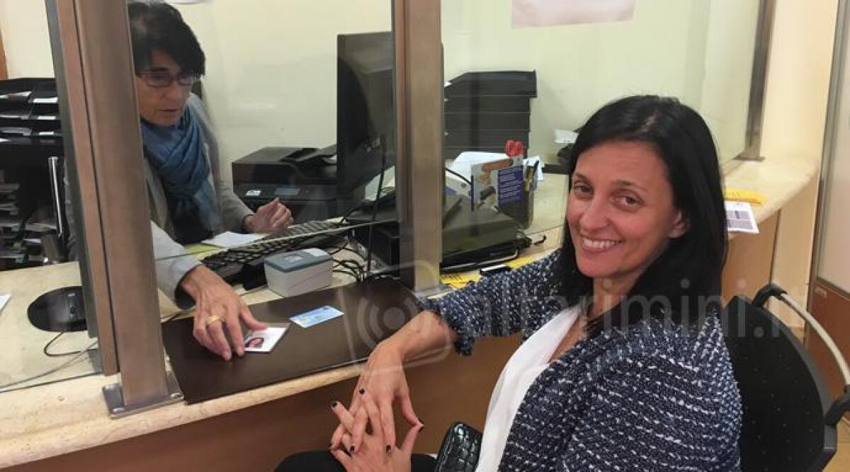 Arriva la carta di identit&agrave; elettronica per i cittadini di Riccione, ecco cosa fare per averla - 