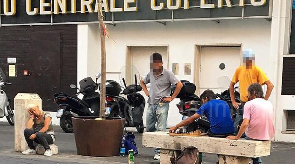 Mercato Coperto di Rimini in mano a sbandati e alcolizzati tra furti e scippi all'ordine del giorno - 