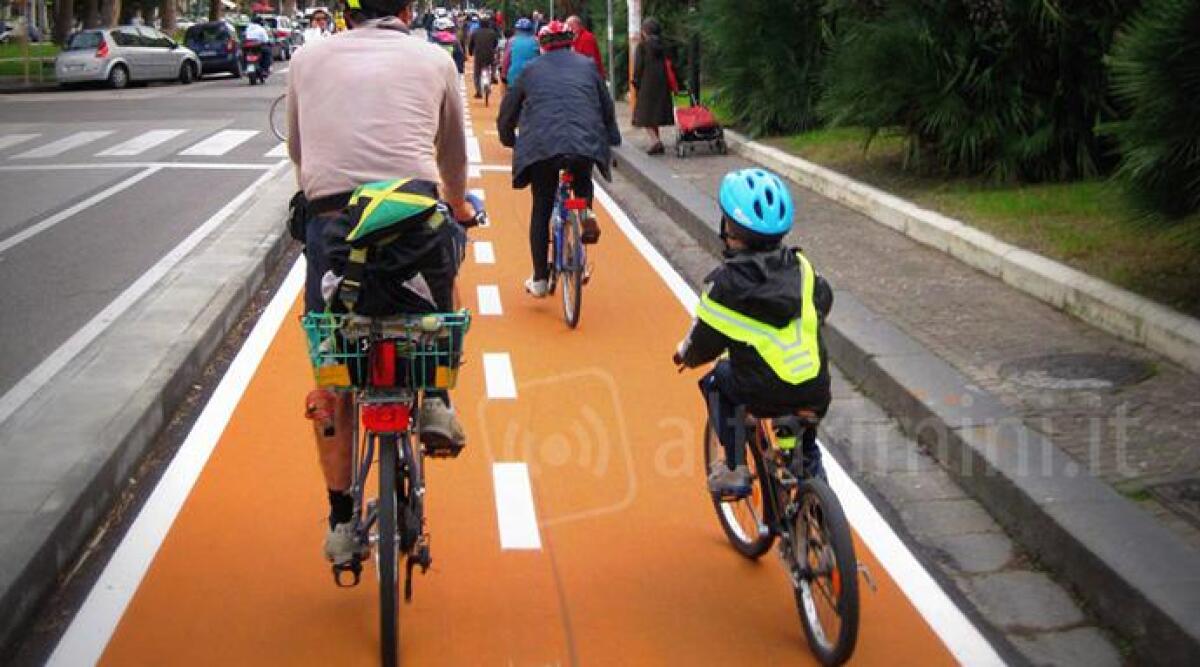 Rimini riceve 614mila euro dalla regione per la realizzazione di nuove piste ciclabili - 