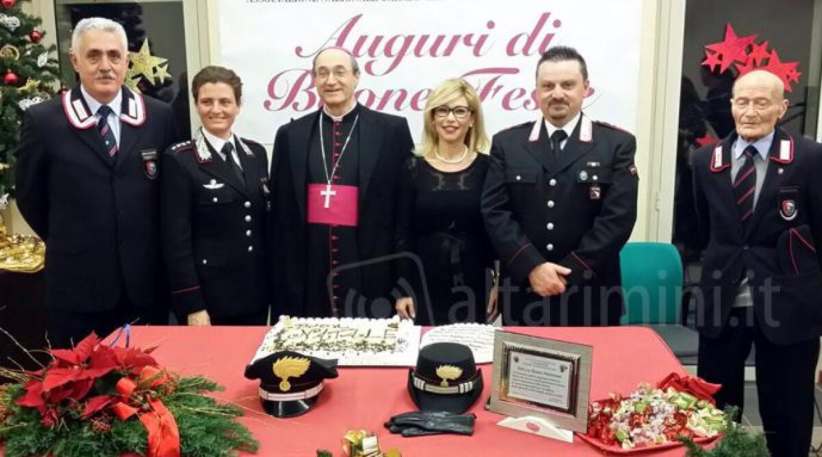 Talamello, gli speciali auguri dei Carabinieri e delle Istituzioni agli anziani della casa di riposo - 