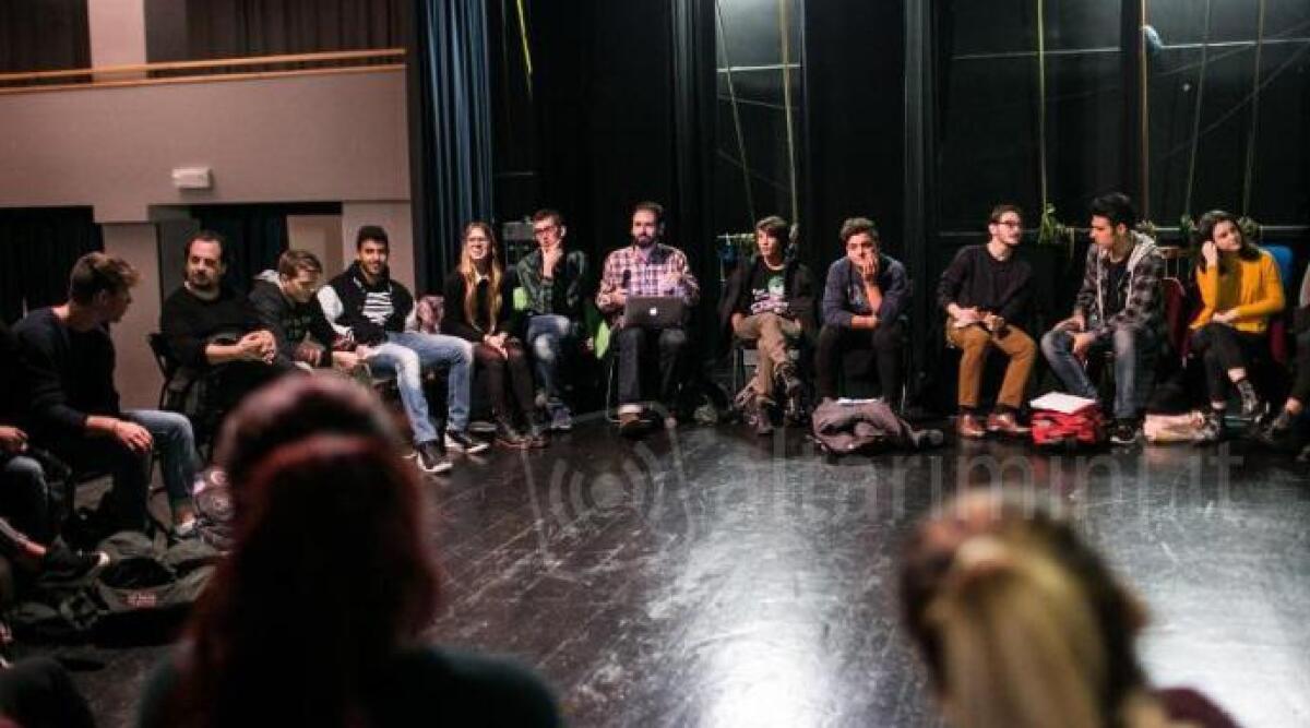 Il laboratorio degli studenti di Riccione sulla Costituzione diventa un radio doc per Radio 3 - 
