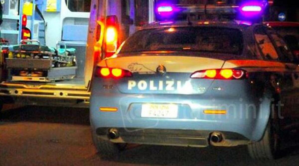 Pugni all'autista del 118 di Rimini durante un soccorso, finisce in ospedale. Arrestato 48enne - 