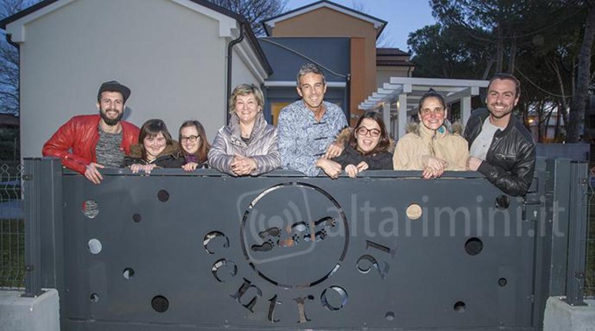 Denny Montesi per Centro 21: parata di Vip a Riccione per il compleanno del noto imprenditore -