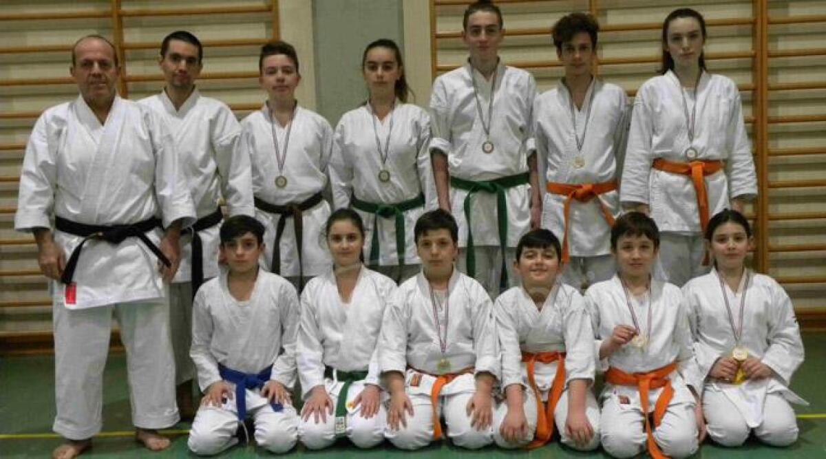 Karate Santarcangelo terzo a trofeo a Bondeno, in quattro salgono sul gradino più alto del podio -