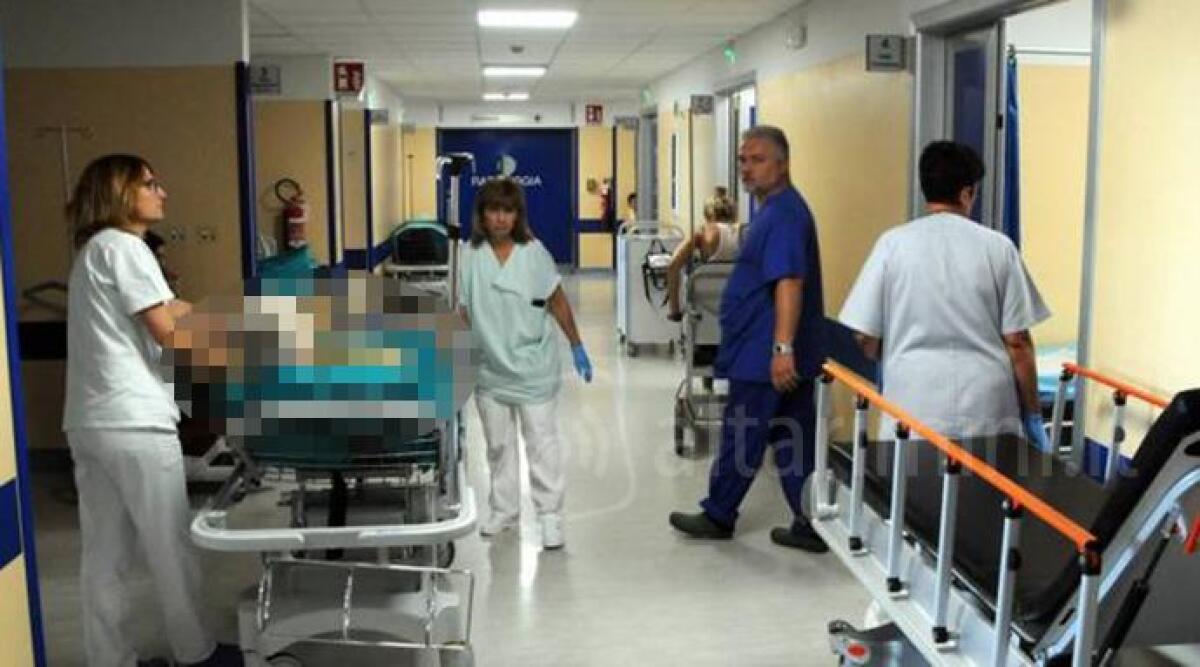 Il bel gesto: 'hai una bimba grave in ospedale, ti lascio il mio posto'. Appello per trovare il generoso riminese -