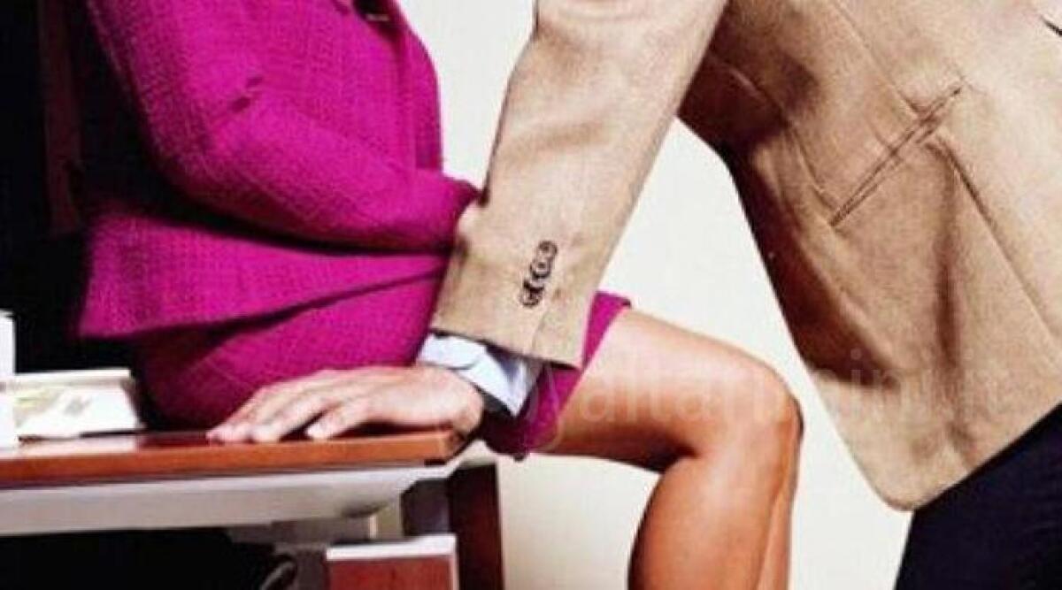 Impiegata costretta a far sesso in ufficio tre volte alla settimana, condannato ex segretario comunale -