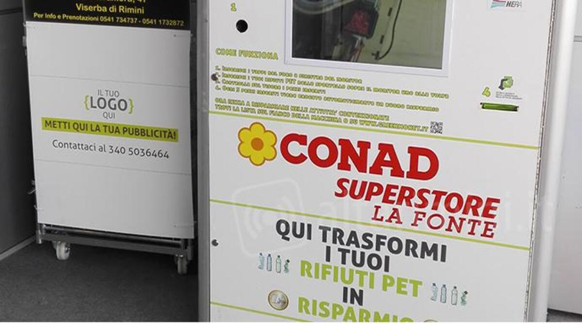 Al Superstore Conad di Viserba sconti se si ricicla la plastica, attivo l'eco compattatore - 