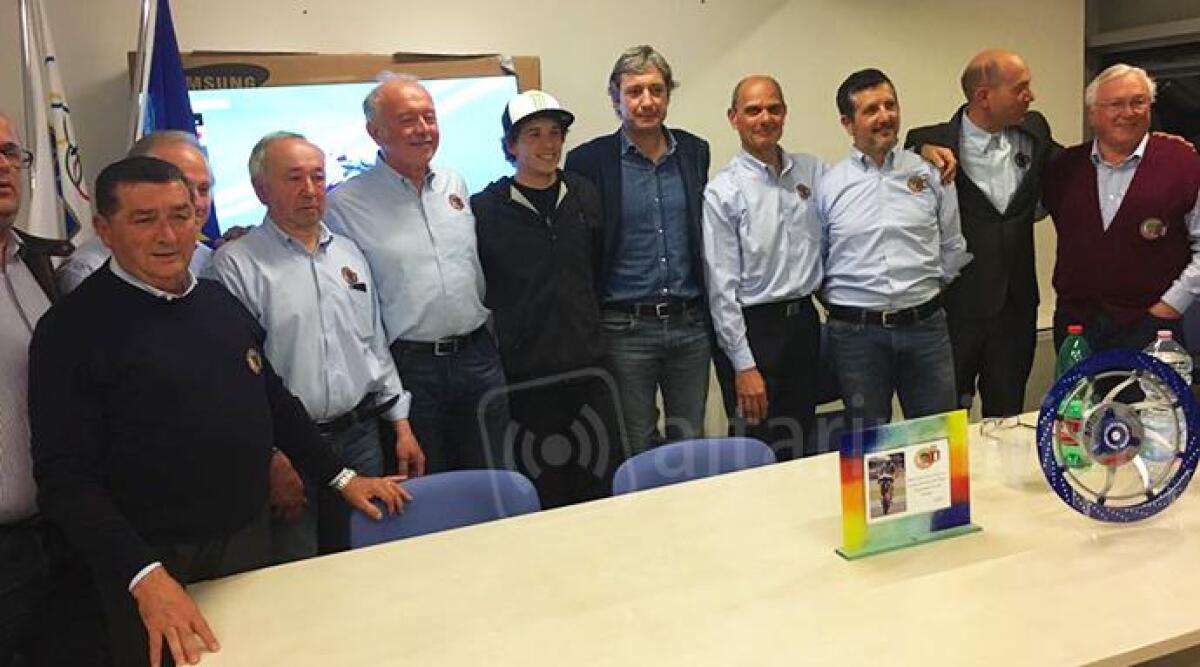 Motomondiale, l'abbraccio del Moto Club Pasolini al suo campione Marco Bezzecchi, l'eroe d'Argentina - 