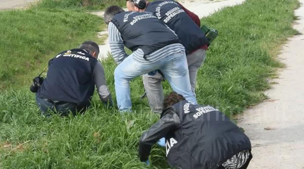Cadavere a Rimini: il giovane ucciso con due colpi di pistola. Si cercano i bossoli lungo l'argine del Marecchia - 