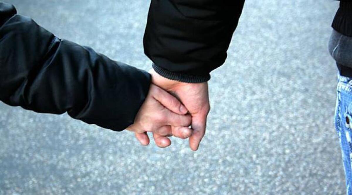 Ragazzina minorenne scappa da casa con il fidanzato, la fuga d'amore a Rimini - 