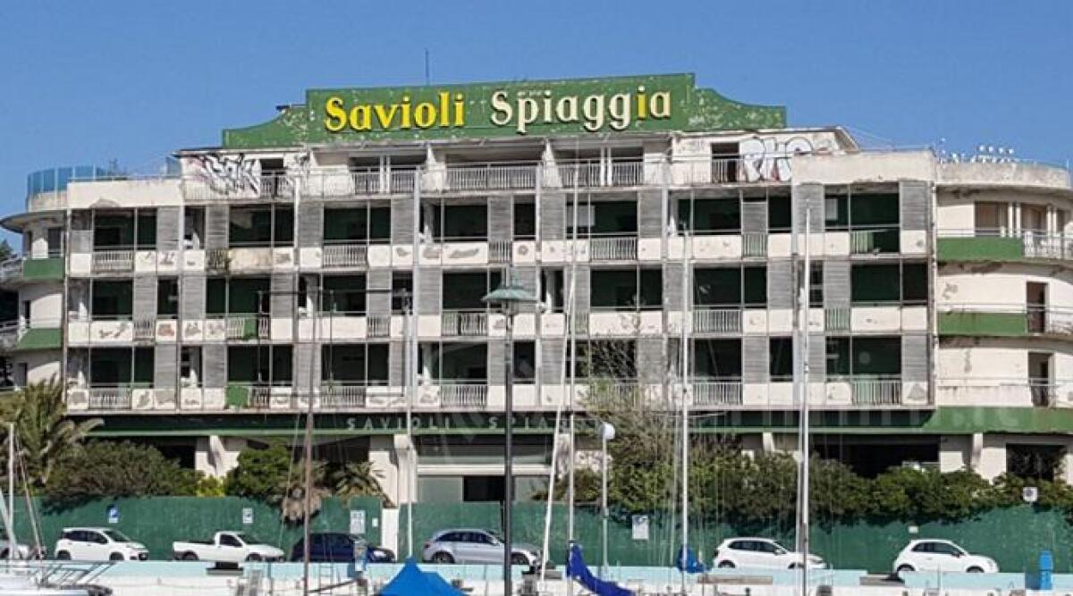 Riccione, Hotel Savioli, Movimento 5 Stelle: &lsquo;E&rsquo; ora di agire, via alla raccolta firme&rsquo; - 