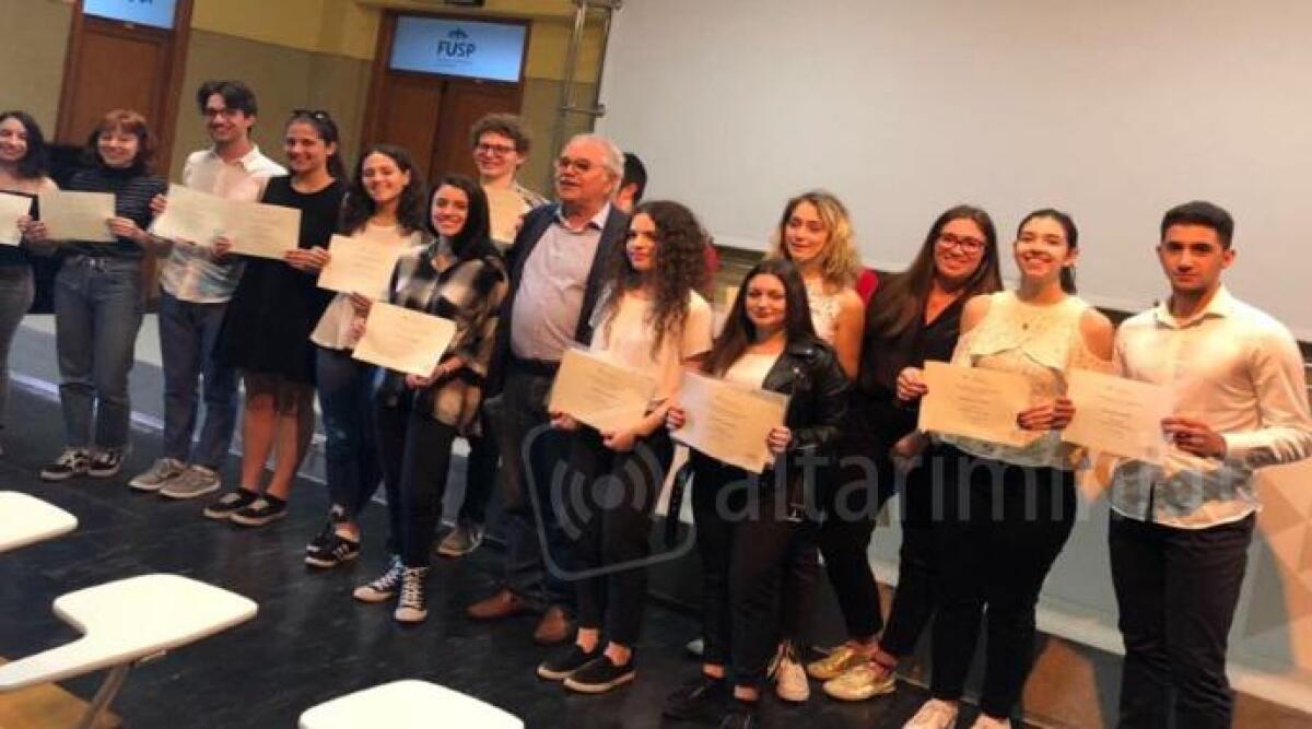 Misano: premiati gli otto migliori giovani traduttori, due medaglie d&rsquo;oro a studenti riminesi - 