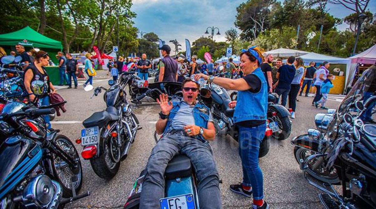 FOTO: Reunion Rimini, 40.000 persone per uno dei pi&ugrave; importanti raduni moto d'Europa - 