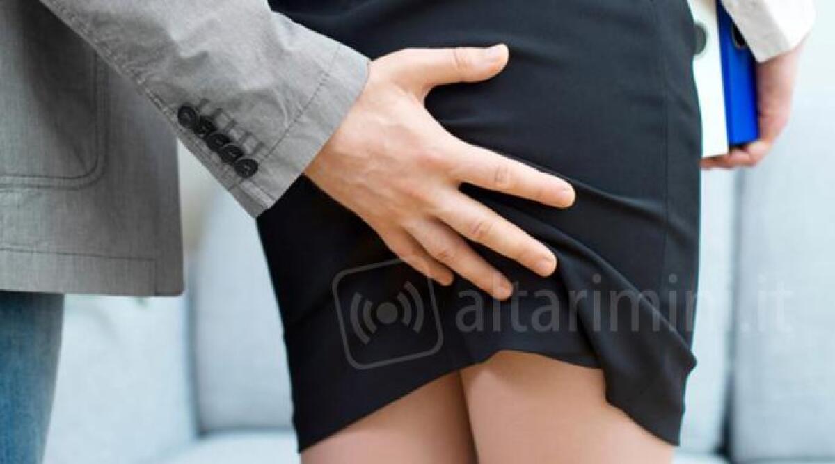 Il 'ragazzino palpeggiatore' torna libero: era in comunit&agrave;. Accusato di aver toccato le parti intime a cinque donne - 