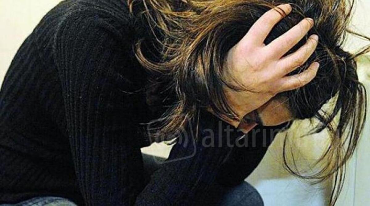 Lite di condominio con vendetta: macchina rigata, insulti e minacce con coltello. Donna riminese finisce a processo - 