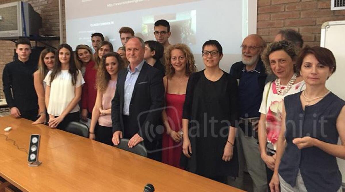 Novafeltria, studenti premiati dal Presidente Mattarella: un sito web al centro del progetto gratificato - 