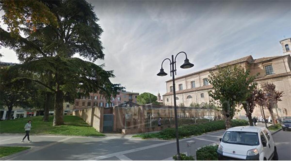 Il 10 giugno moriva Luigi Ferrari. al politico riminese dedicata la piazza sede della domus del chirurgo - 