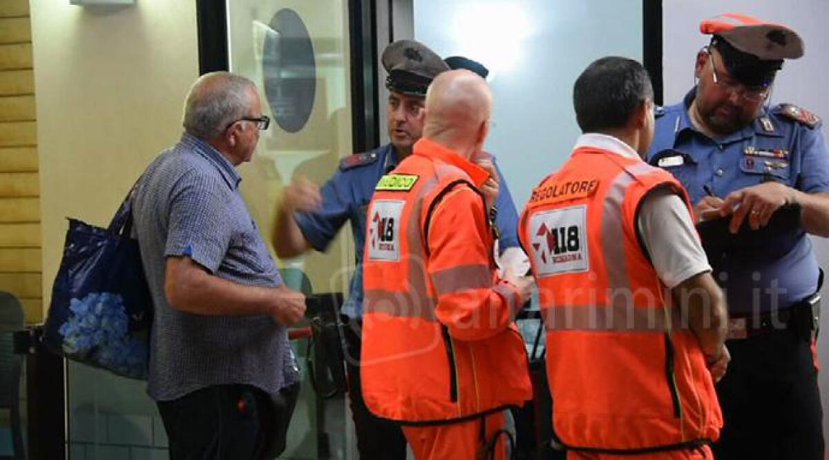 VIDEO: Rimini, precipita dalle scale in gelateria. Muore una donna 62enne -