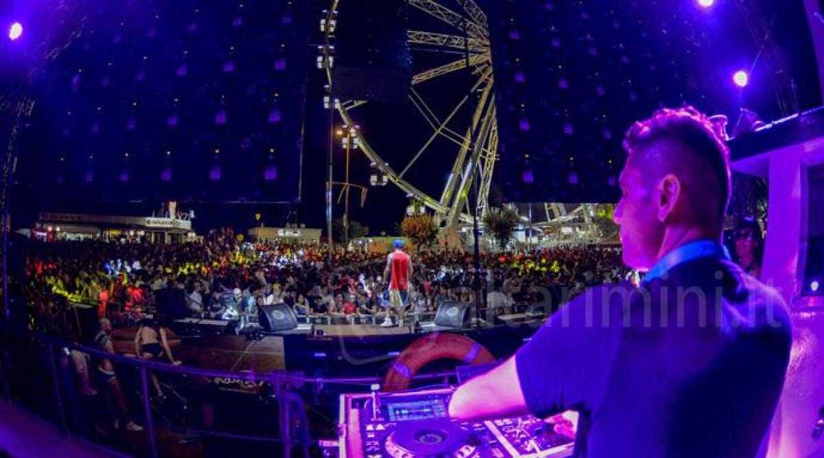 Molo Street Parade con Fedez, Ermal Meta, Vecchioni, Negrita: un week end di musica e divertimento, ecco cosa fare -