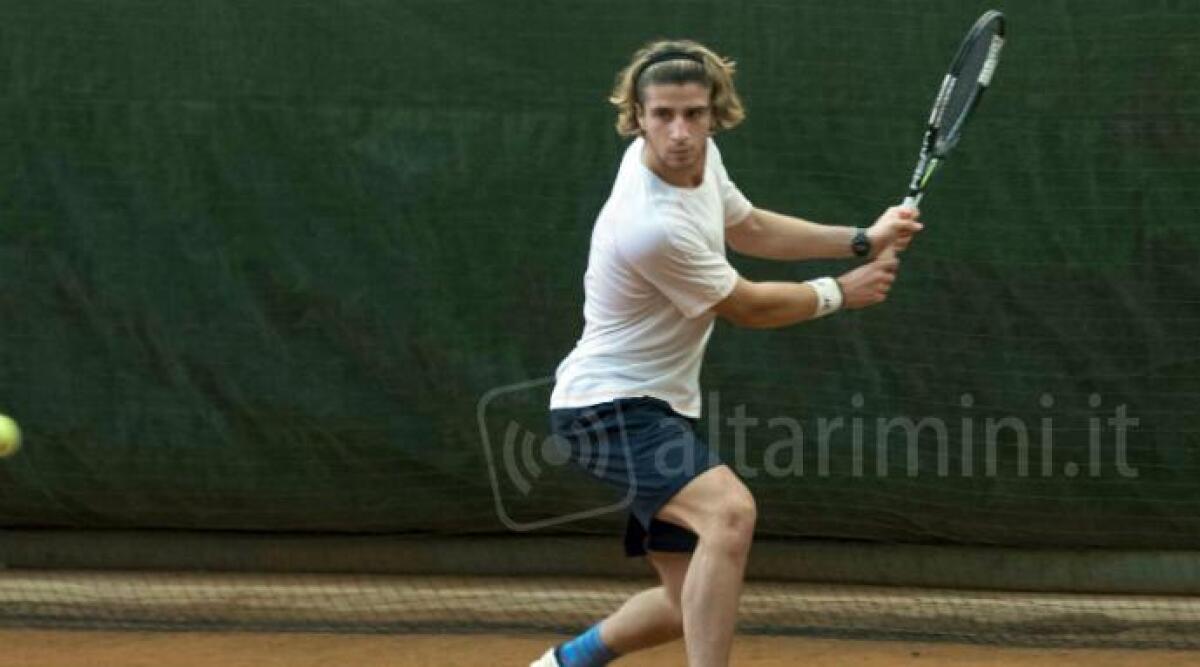 Tennis, semifinali all'Open del Ct Casalboni. A Igea Ricci e Argelli ok. Memorial Cortesi: Perla Fabbri in semifinale -