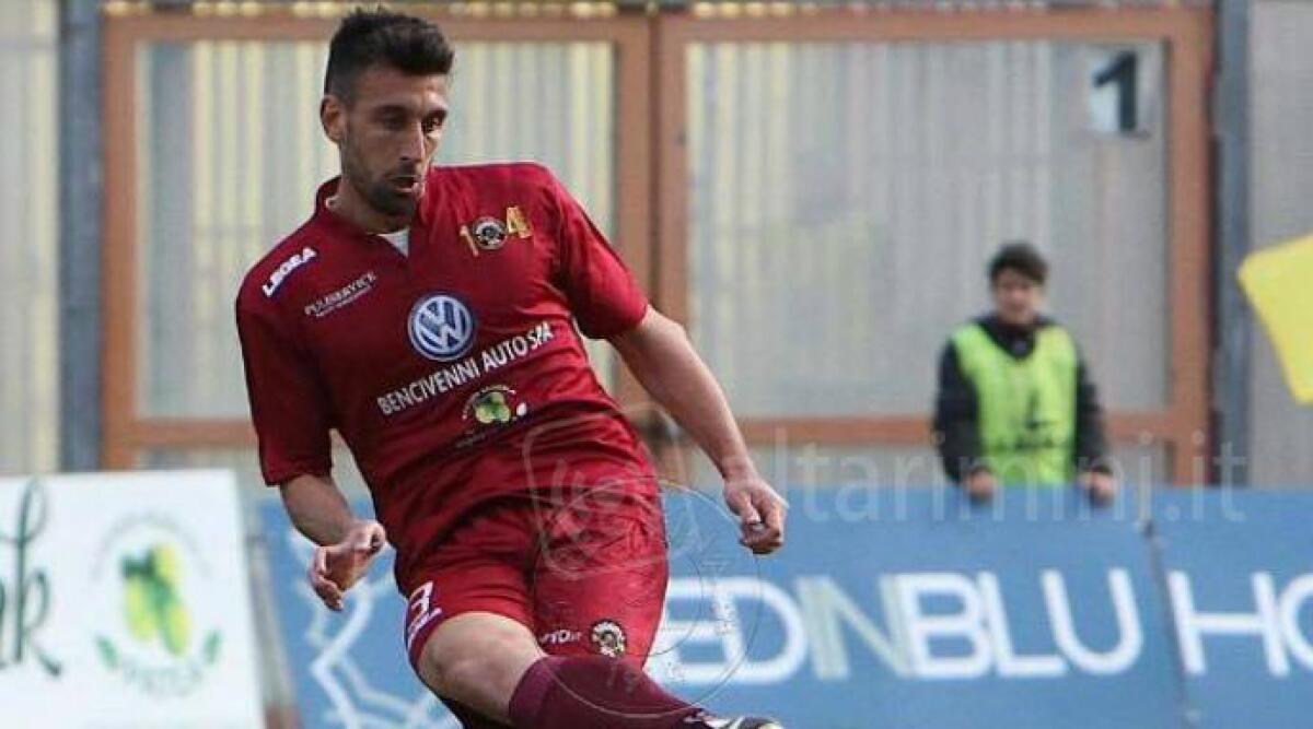Rimini Calcio, il difensore Ferrani &egrave; carico: 'La mia esperienza al servizio dei pi&ugrave; giovani' - 
