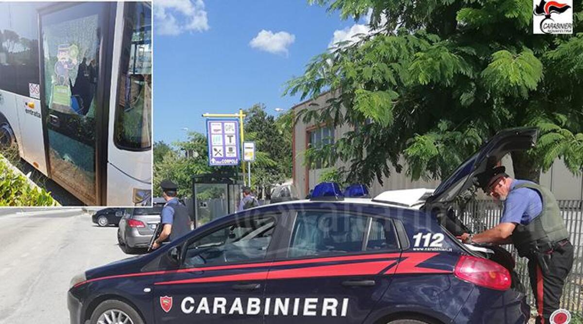 Villa Verucchio, litiga con l’autista e rompe con un pugno il vetro dell’autobus. Denunciato -