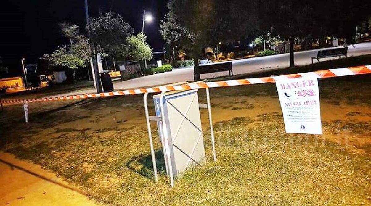 Nastro e cartelli contro i migranti, 'zona a rischio stupri': Forza Nuova delimita le aree pericolose - 