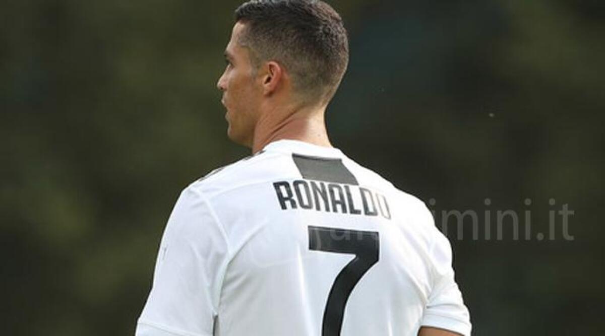 Il campione della Juventus all'osteria Gambero Sbronzo: Cristiano Ronaldo mania, ma... - 