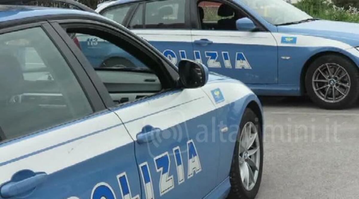 Blitz all'ex Kebab in zona stazione Rimini: tra spazzatura e letti di fortuna quattro nordafricani - 