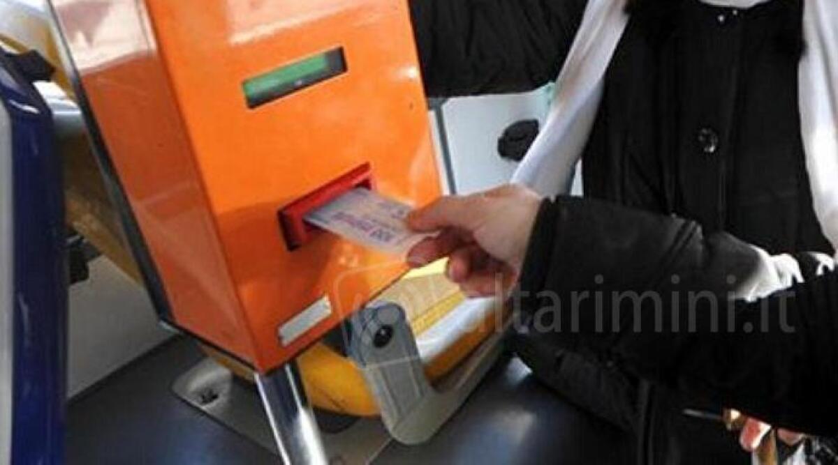 L'obliteratrice sul bus non timbra, anziana ultraottantenne multata lo stesso -