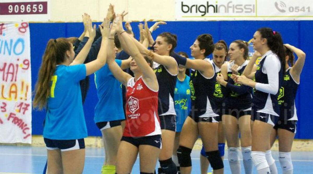 Volley B2 femminile, la Caf Acli Stella si impone al tie break: 3-2 al Pianamiele Bologna - 