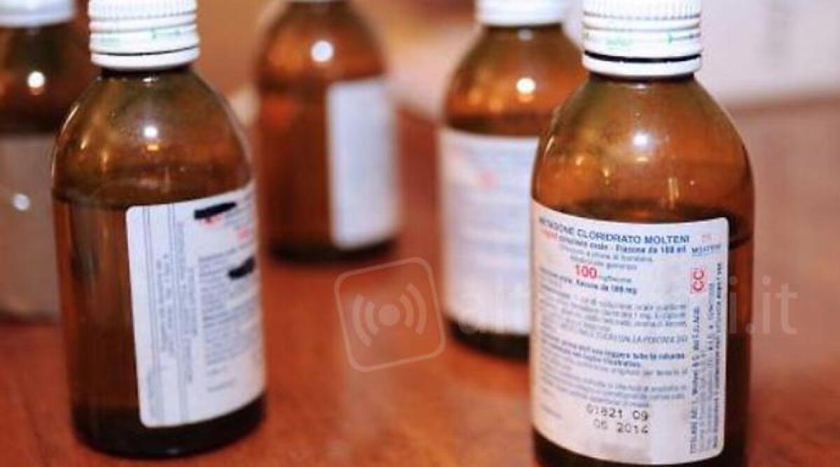 In crisi di astinenza ruba metadone al Sert, caccia al ladro - 