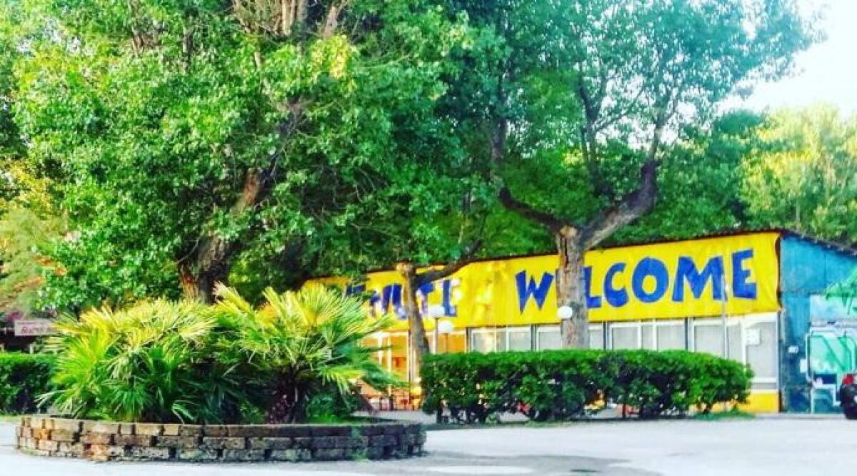 Rimini, chiude lo storico camping 'Maximum': non c'è accordo tra gestori e proprietà -