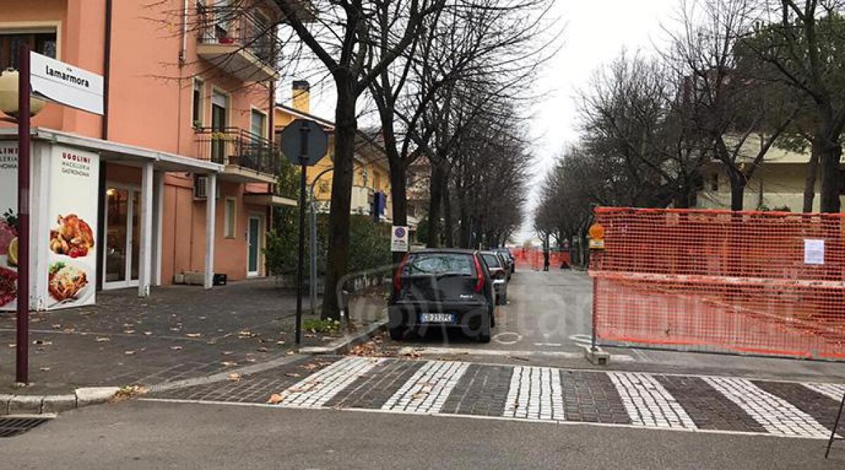 Misano Adriatico, al via lavori per marciapiedi di via Lamarmora e Fratelli Bandiera - 