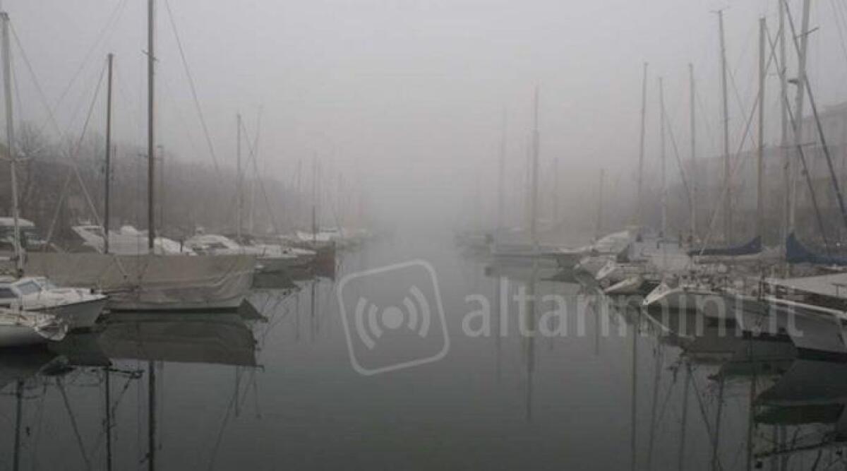 Niente bianco natale a Rimini e rischio nebbia. Il libeccio scioglie la neve sui monti - 